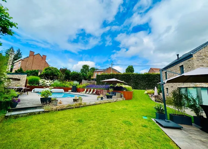 Juste A Cote, Maison De Caractere Avec Piscine