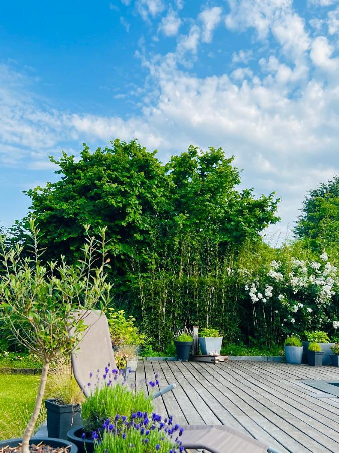 Holiday home Juste A Cote, Maison De Caractere Avec Piscine Wanze