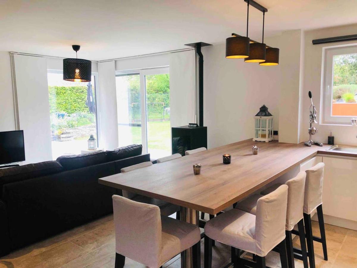 Holiday home Juste A Cote, Maison De Caractere Avec Piscine Wanze